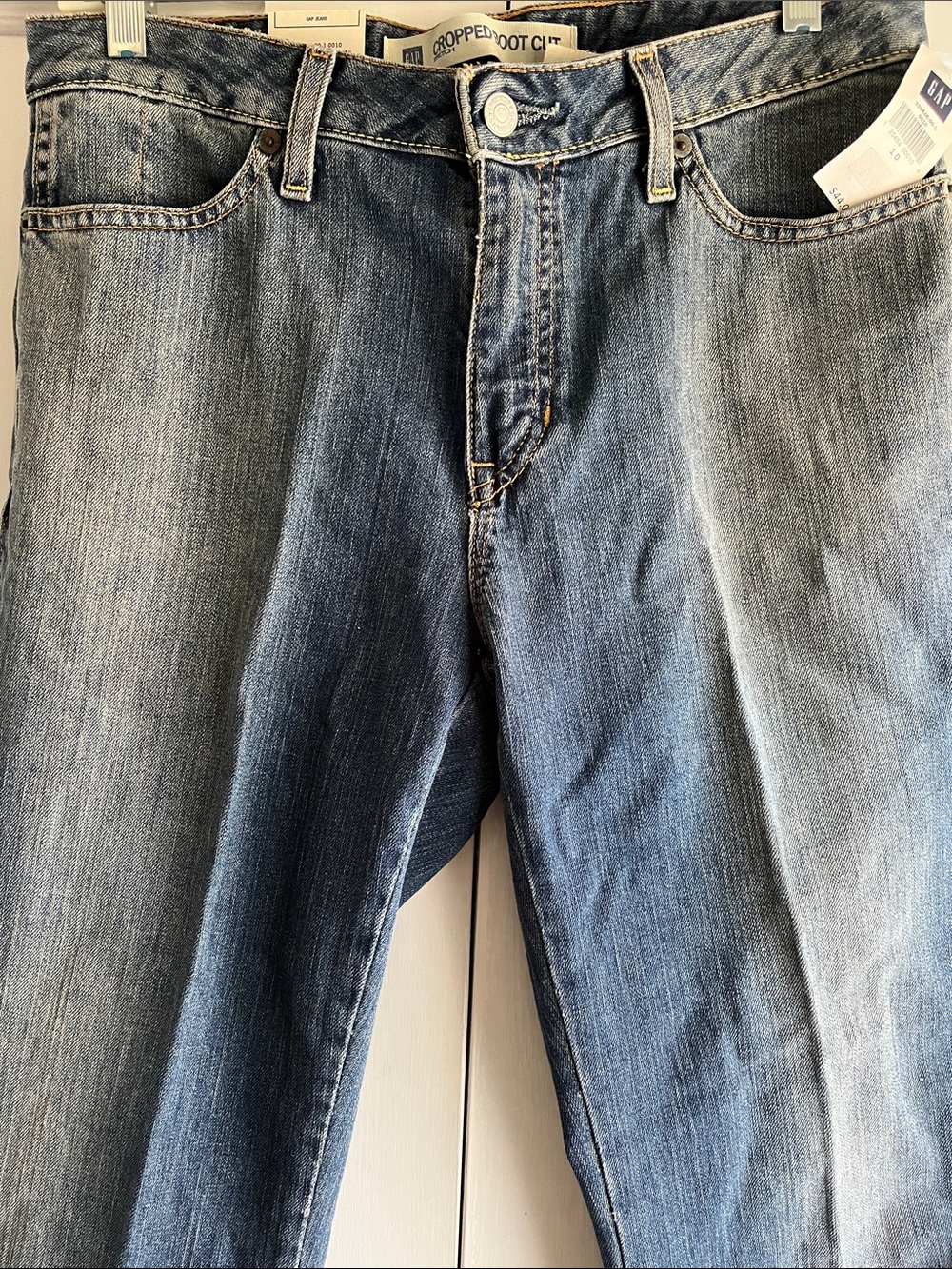 GAP Women’s Cropped Bootcut NWT Jeans 10 Orig $44 - Picture 3 of 14